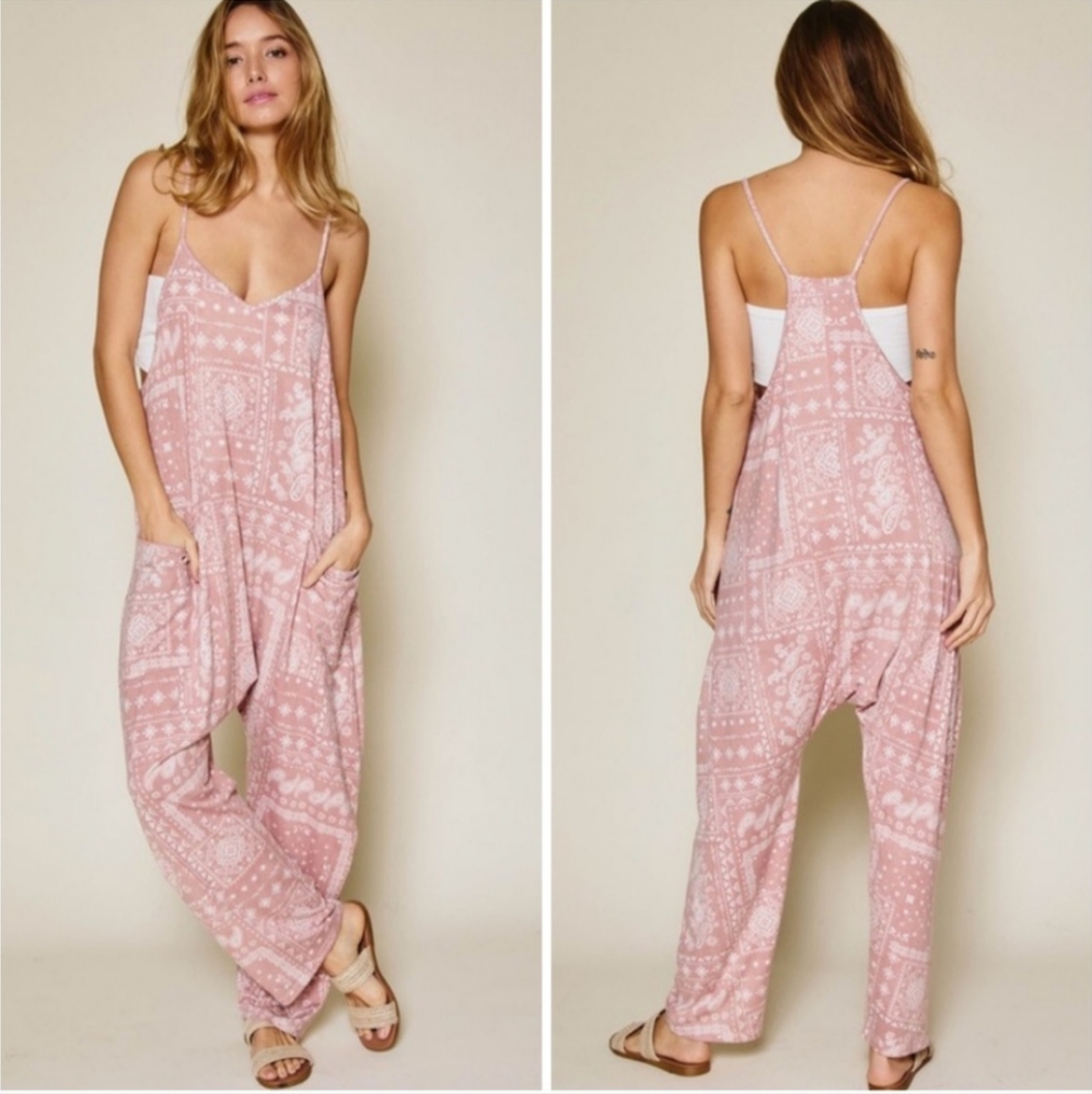 Ces Femme Sleeveless Paisley Floral Harem Style Romper